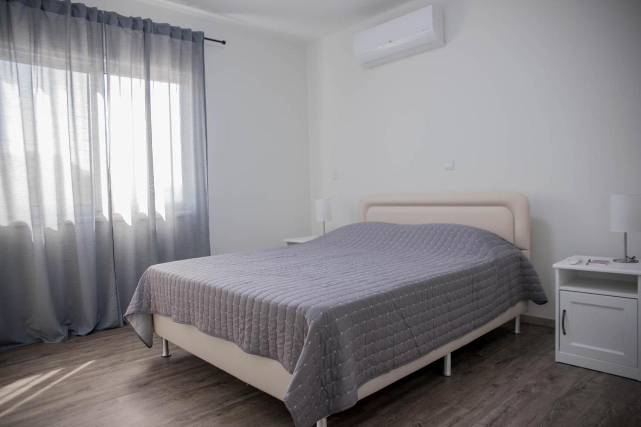Modern Apartment Not Far From The Beach Paphos Kültér fotó
